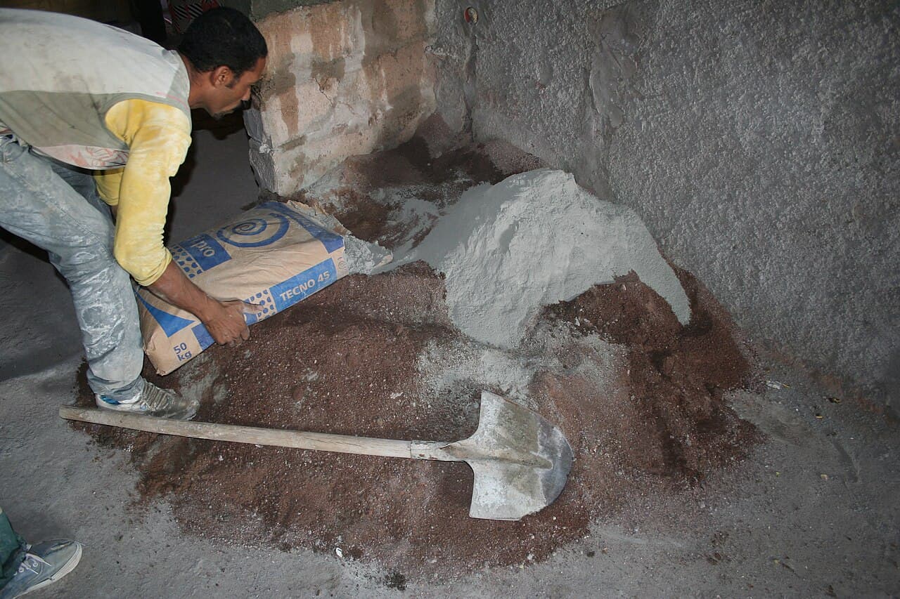 Cement Mix Ratio Guide: Right Proportion for Every Job